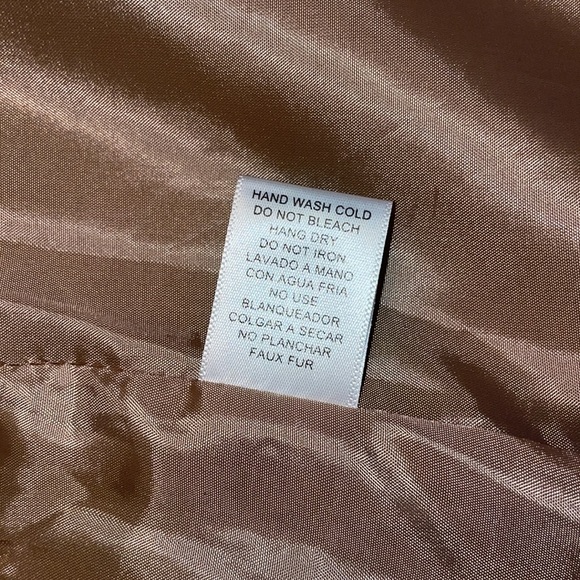 Love Tree Faux Fur Vest - Picture 7 of 7